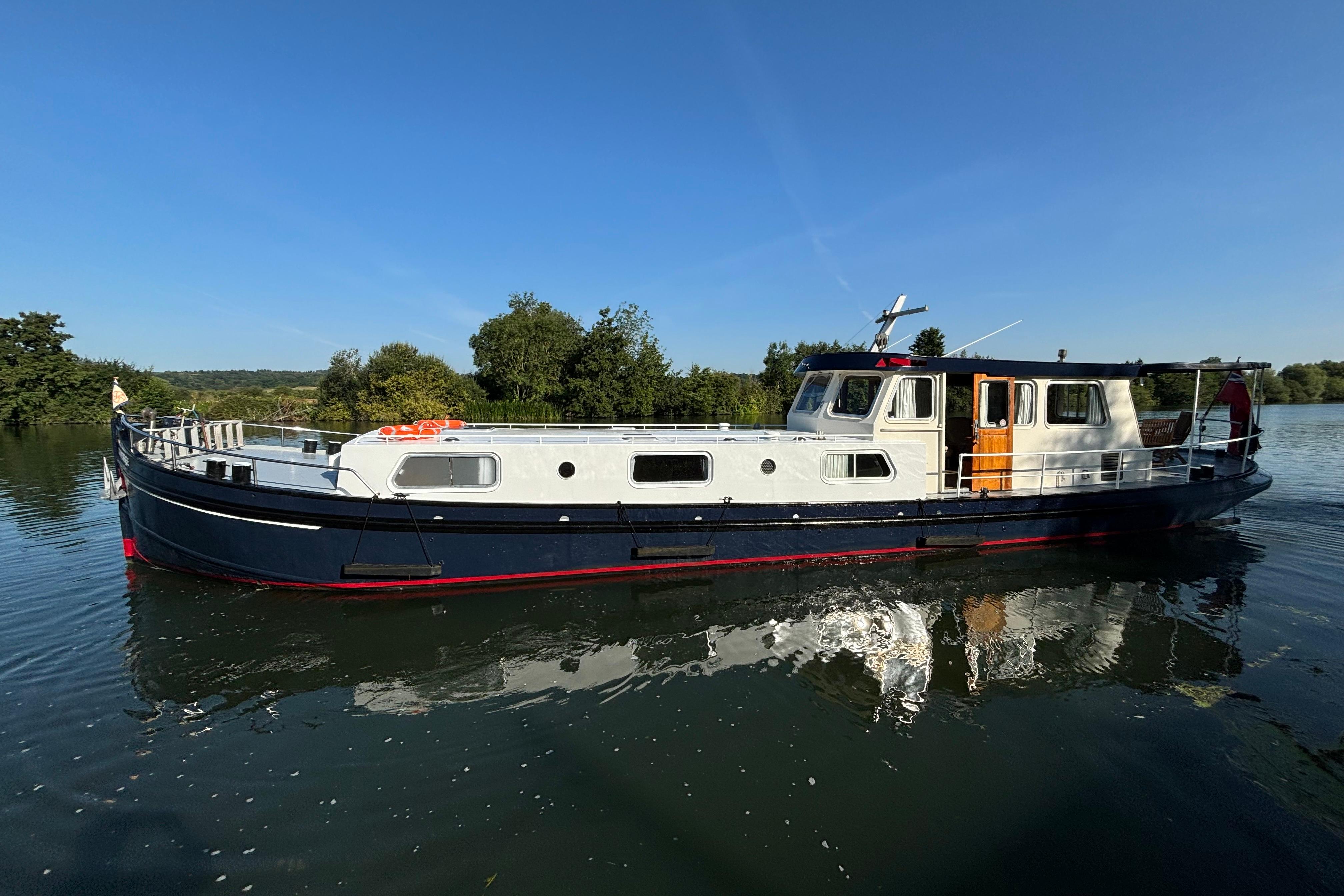 1923 Classic Dutch Barge