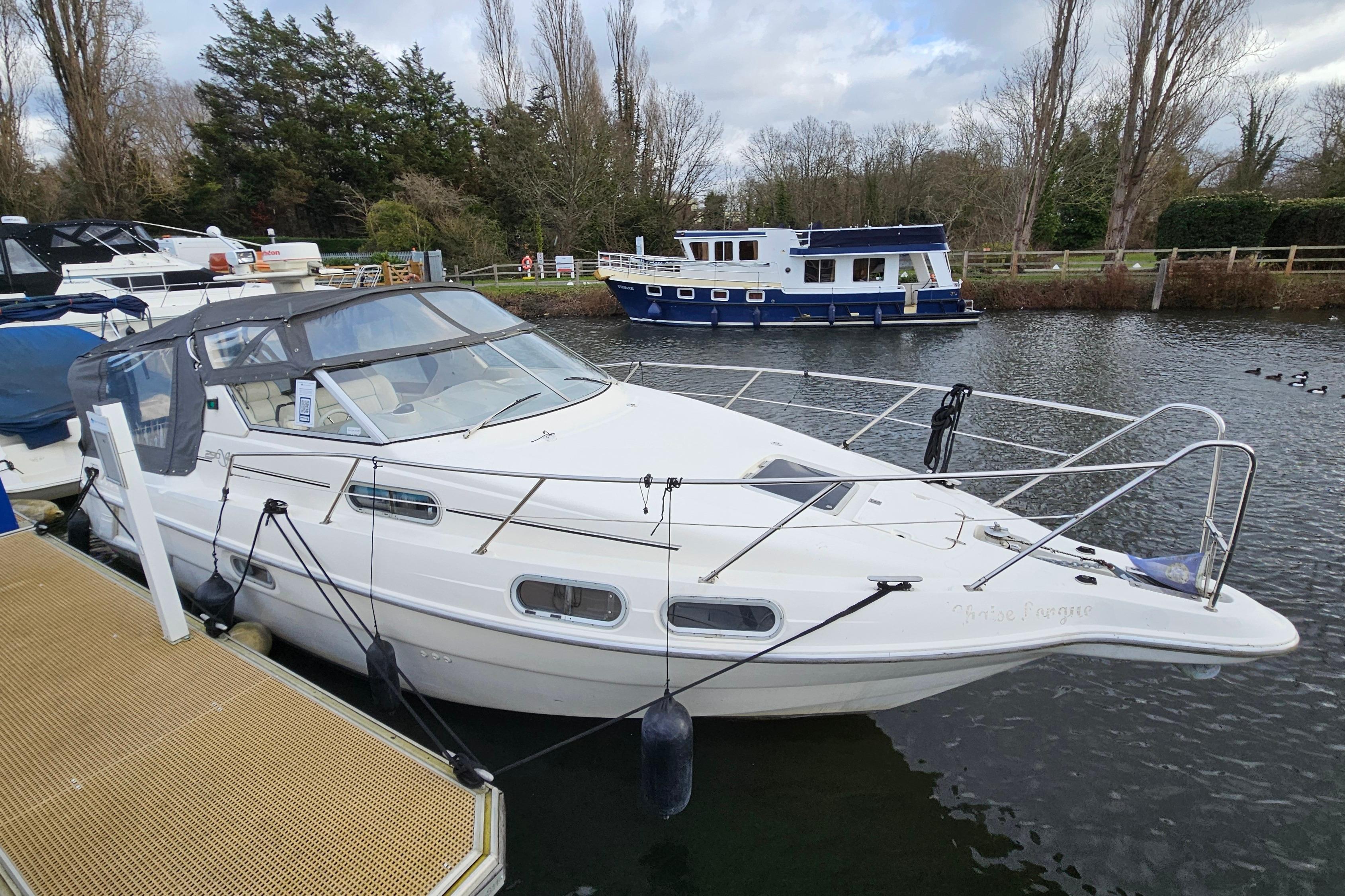 1991 Sealine 290 Ambassador