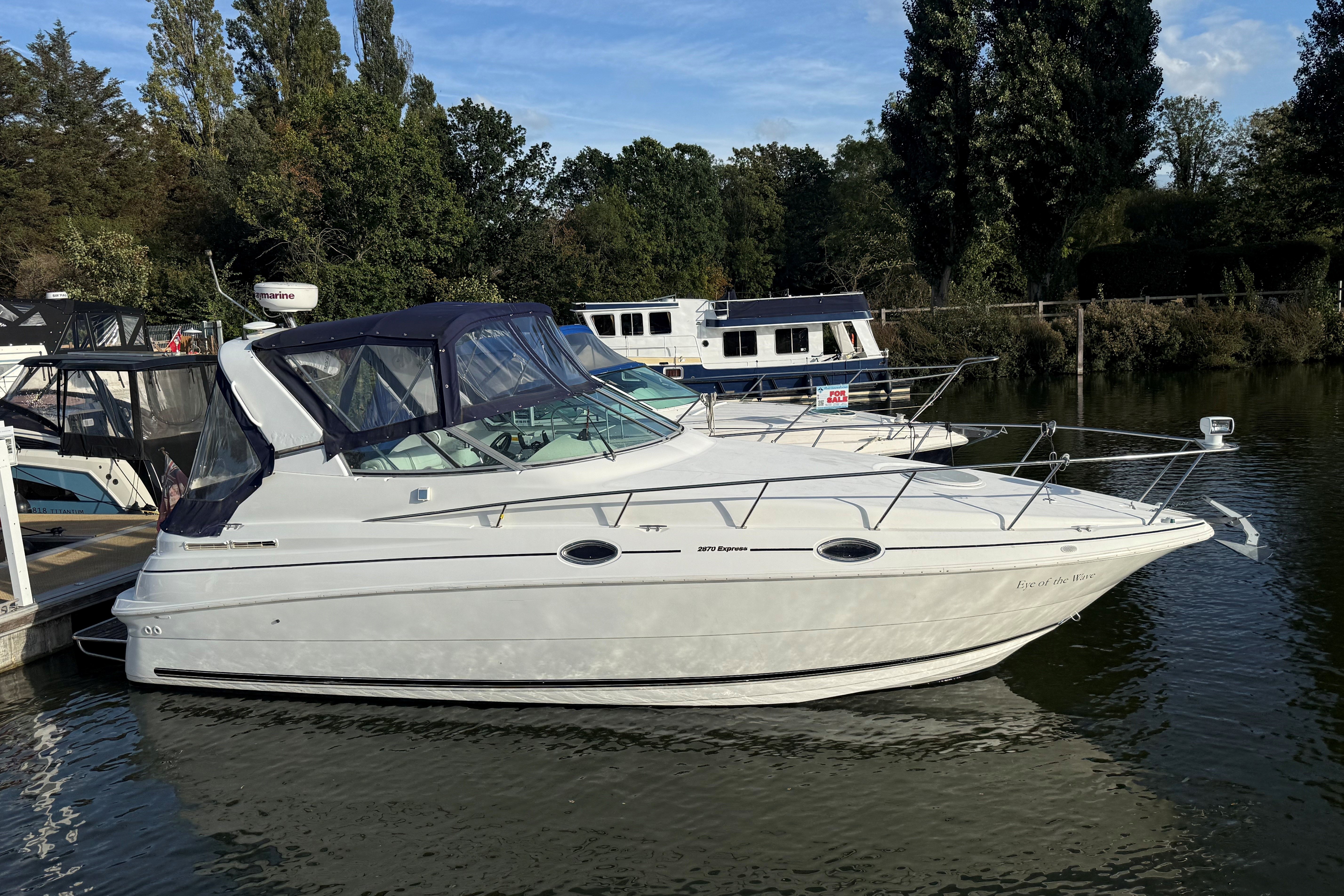 2000 Cruisers 2870