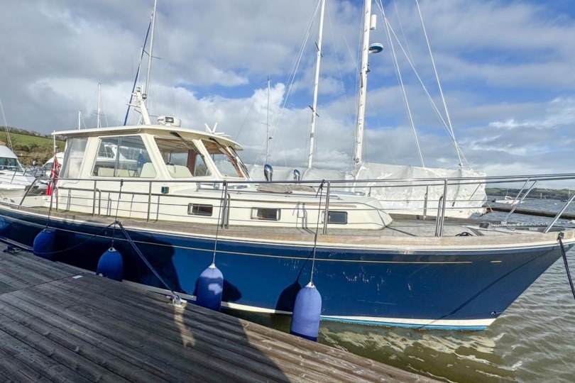 2002 Grand Banks 38 Eastbay HX