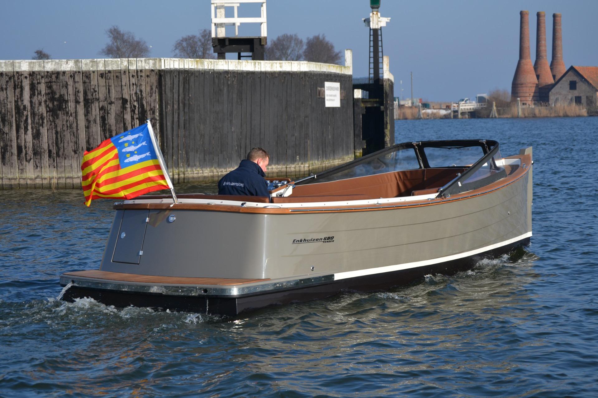 2026 Enkhuizensloep 680 Tender